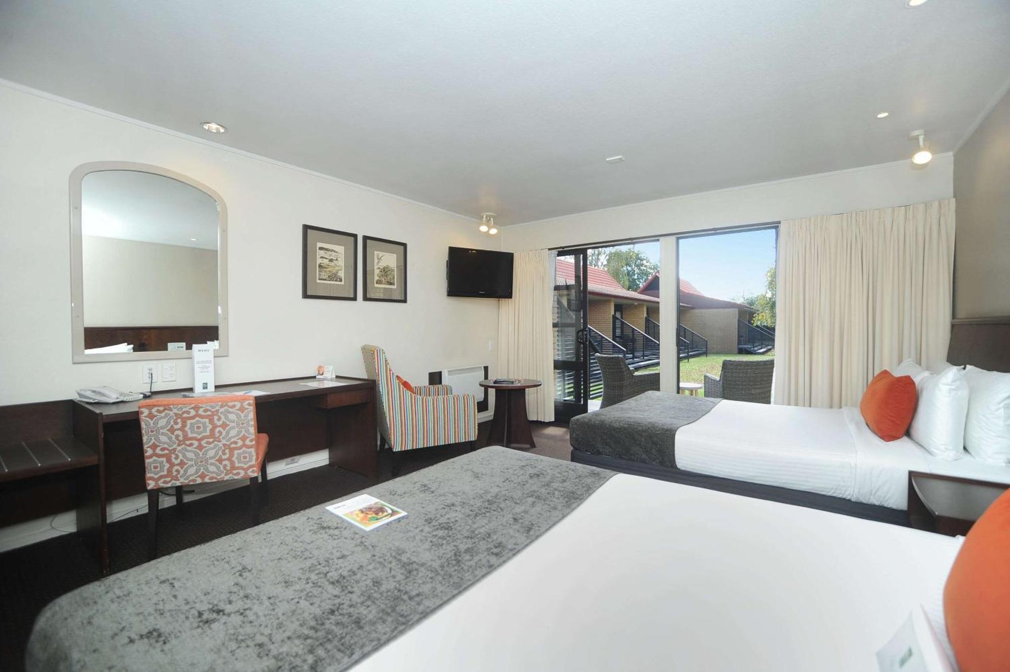 Quality Hotel Lincoln Green Окленд Экстерьер фото